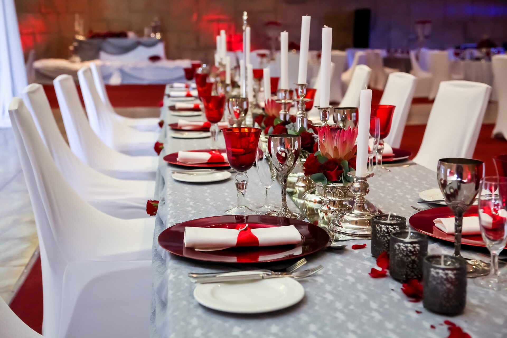 Red and White table setting for catering & decor purposes at corporate Christmas Gala Event Party